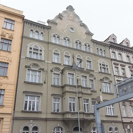 Stylish Modern Close To Charles Bridge And Dancing House By Easybnb