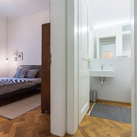 Apartmán Stylish Modern Close To Charles Bridge And Dancing House By Easybnb *