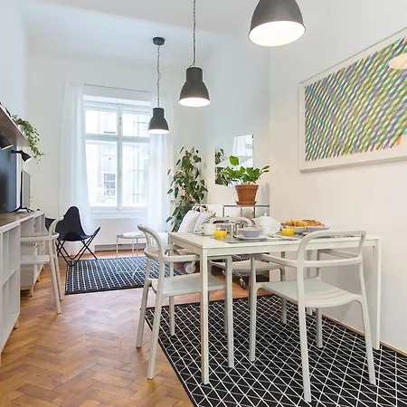 Stylish Modern Close To Charles Bridge And Dancing House By Easybnb Praha
